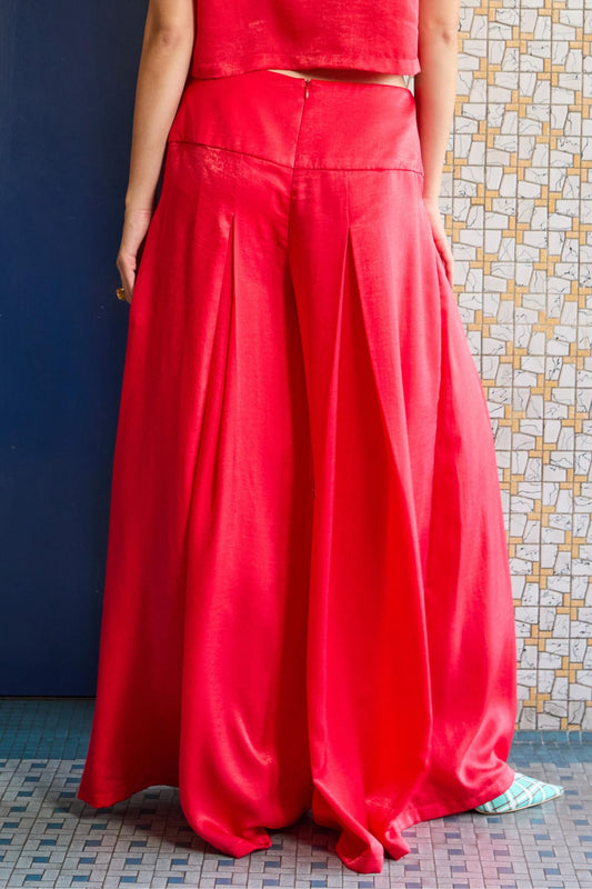 PLEATED PALAZZO PANTS - RED